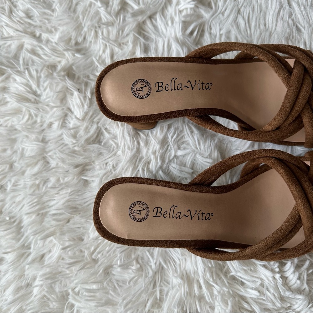 Bella Vita Carmen Heeled Slide Sandal Brown Suede New In Box Size 6.5 Narrow - Picture 3 of 7